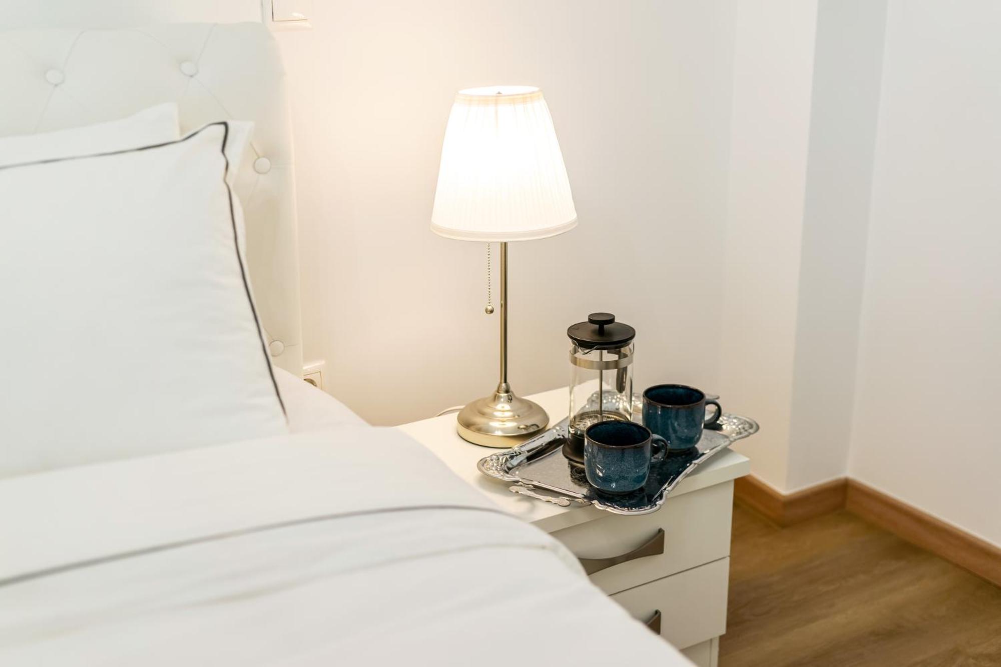 Zen Elegant In The Center Of Apartment Athen
